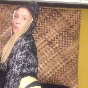 Meet your Posher, Rebecca